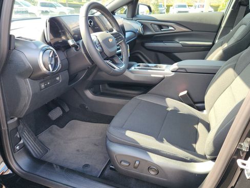 New 2026 Chevrolet Equinox EV LT w/ Comfort Package image 6