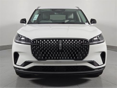 New 2026 Lincoln Aviator 2WD image 10