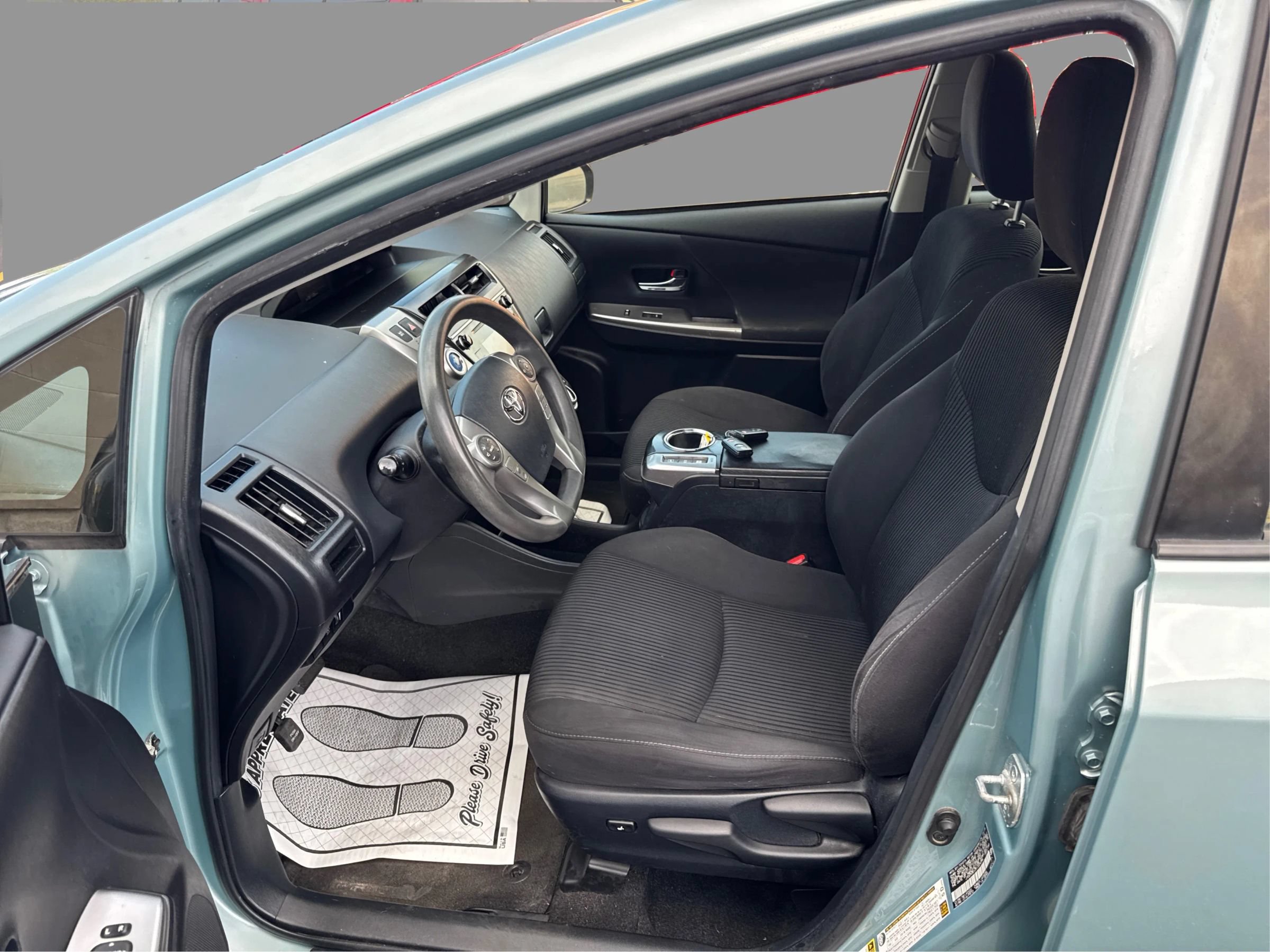 Used 2015 Toyota Prius V Three FWD image 10