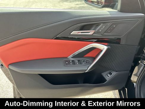 Used 2025 BMW X1 xDrive28i w/ Convenience Package image 17