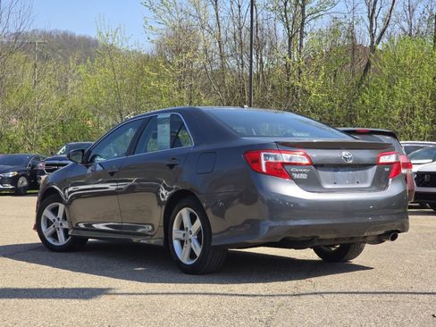 Used 2013 Toyota Camry SE w/ Convenience Pkg image 10