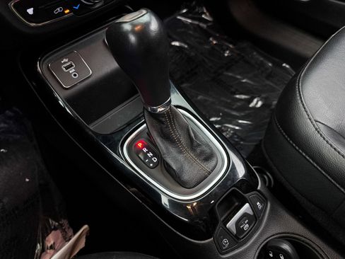 Used 2018 Jeep Compass Limited w/ Navigation Group image 26