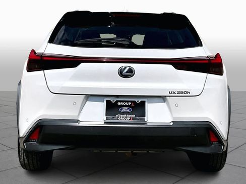 Used 2020 Lexus UX 250h w/ Premium Package AWD/4WD image 4