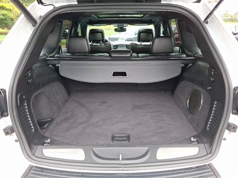 Certified 2021 Jeep Grand Cherokee Trailhawk w/ Trailhawk Luxury Group image 32