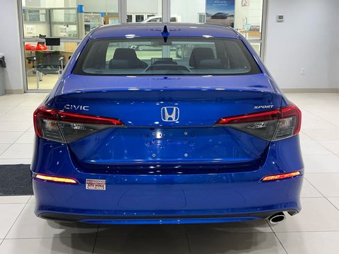 Used 2024 Honda Civic Sport image 8