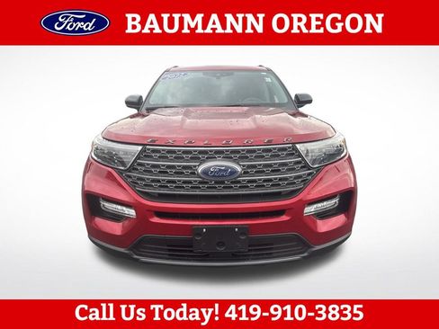 Used 2022 Ford Explorer XLT w/ Equipment Group 202A AWD/4WD image 8