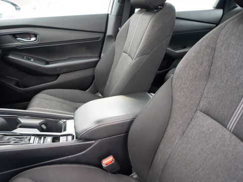 Used 2023 Honda Accord Sport image 10