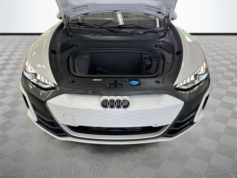 Used 2023 Audi e-tron GT Prestige w/ Prestige Package AWD/4WD image 32