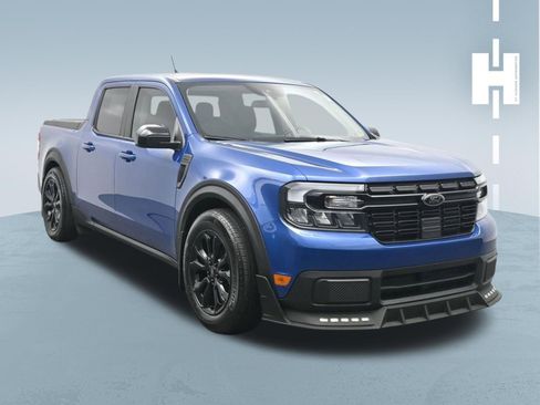 Used 2024 Ford Maverick Lariat w/ Black Appearance Package FWD image 3