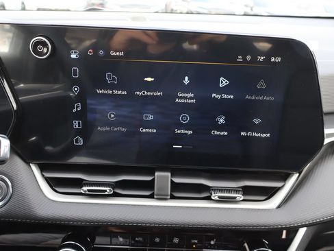 New 2027 Chevrolet Equinox LT w/ Convenience Package II FWD image 12