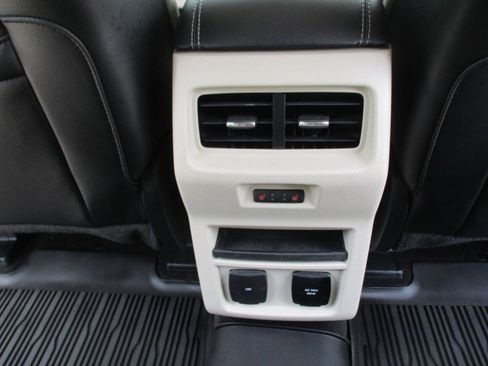 Used 2020 Ford Edge Titanium w/ Equipment Group 301A FWD image 29