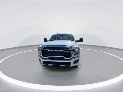 New 2025 RAM 3500 Big Horn AWD/4WD image 4