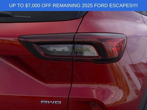 New 2025 Ford Escape Active w/ Tech Pack #1 AWD/4WD image 21