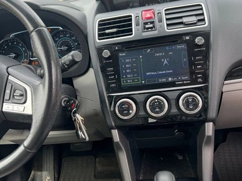 Used 2018 Subaru Forester 2.5i Limited AWD/4WD image 5