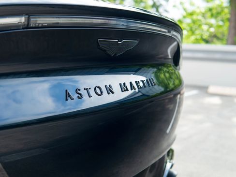 Used 2023 Aston Martin DBX 707 image 10