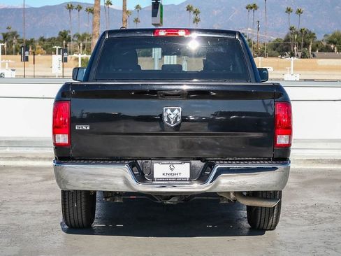 Used 2022 RAM 1500 Classic SLT image 8