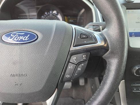 Used 2020 Ford Edge SEL FWD image 34