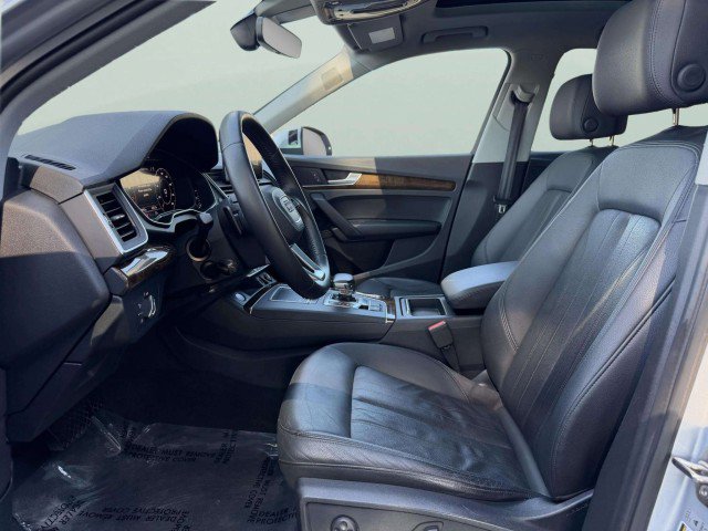 Used 2018 Audi Q5 2.0T Premium Plus w/ Premium Plus Package AWD/4WD image 19