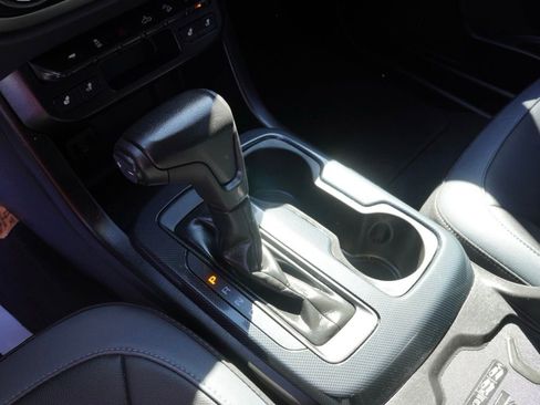 Used 2021 Chevrolet Colorado Z71 image 19