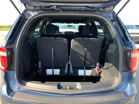 Used 2018 Ford Explorer XLT AWD/4WD image 22