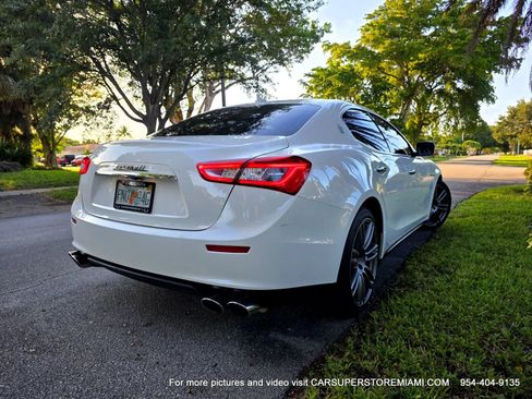 Used 2016 Maserati Ghibli RWD image 20
