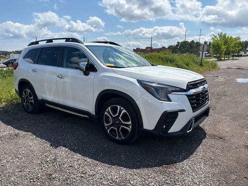 Used 2023 Subaru Ascent Touring AWD/4WD image 7