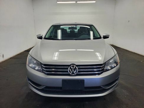 Used 2014 Volkswagen Passat 1.8T SE image 2