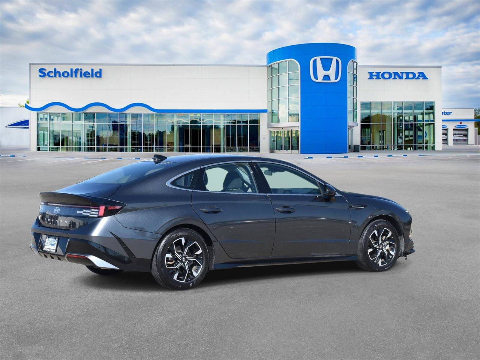 Used 2025 Hyundai Sonata SEL FWD image 3