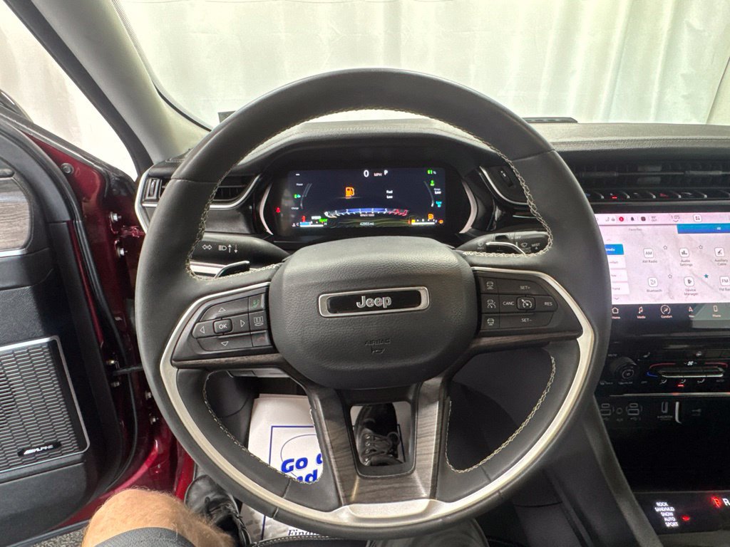 Used 2023 Jeep Grand Cherokee 4WD 4xe image 25