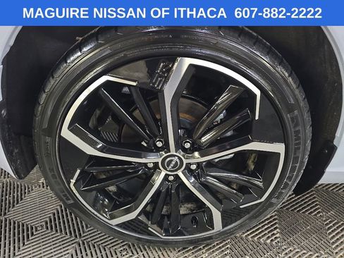 Used 2023 Nissan Altima 2.5 SR w/ SR Premium Package AWD/4WD image 14