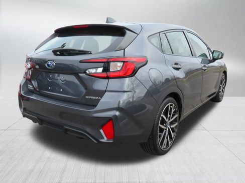 Used 2024 Subaru Impreza 2.0i Sport image 7
