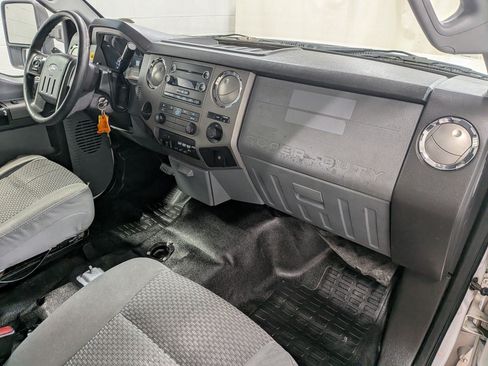 Used 2011 Ford F450 XLT w/ Ambulance Preparation Pkg RWD image 20
