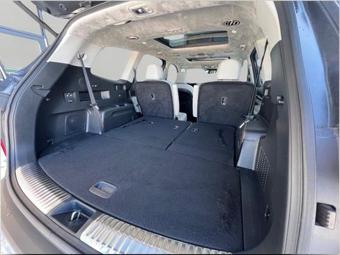 Used 2021 Kia Telluride SX w/ SX Prestige Package image 45