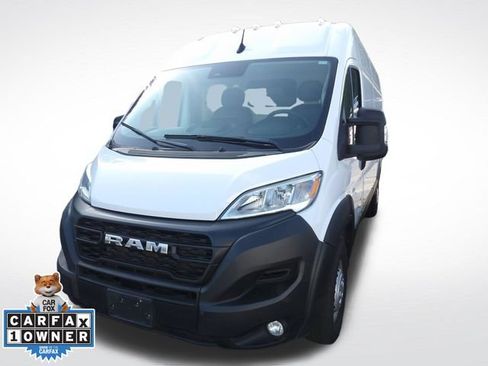 Used 2024 RAM ProMaster 2500 w/ Premium Convenience Group FWD image 14