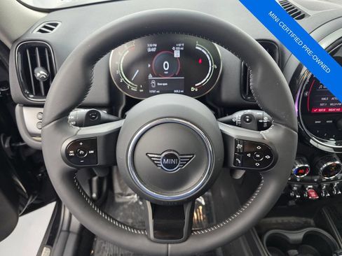 Used 2024 MINI Cooper Countryman S w/ Premium Package FWD image 19