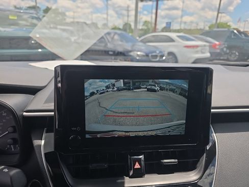 Used 2025 Toyota Corolla SE FWD image 19