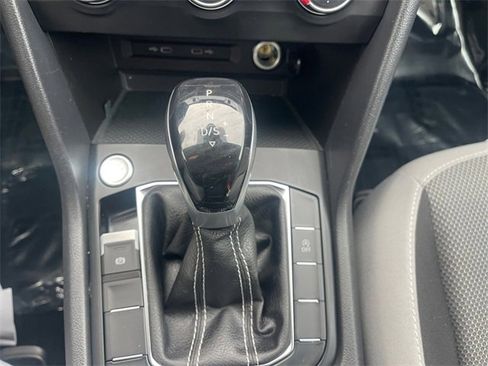 Used 2022 Volkswagen Taos S image 24