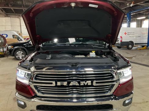 Used 2022 RAM 1500 Laramie AWD/4WD image 32