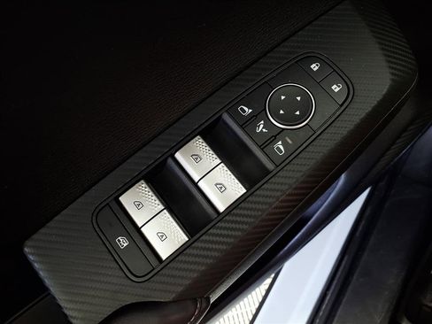 Used 2023 Mitsubishi Outlander SE image 25