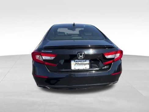 Used 2019 Honda Accord Sport image 5