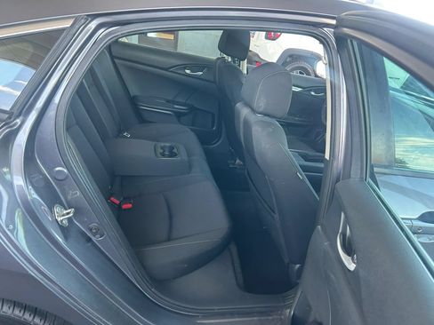 Used 2018 Honda Civic EX image 6