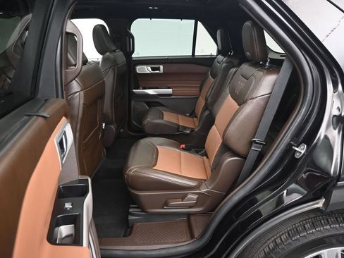 Certified 2023 Ford Explorer King Ranch w/ Technology Package AWD/4WD image 13