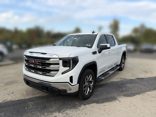 Used 2022 GMC Sierra 1500 SLE AWD/4WD image 1