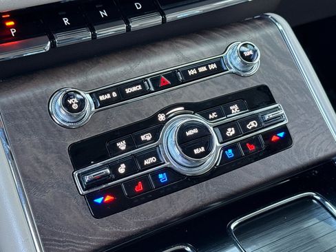 Certified 2022 Lincoln Aviator Grand Touring w/ Equipment Group 301A image 20