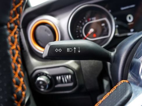 Used 2022 Jeep Gladiator Mojave w/ LED Lighting Group AWD/4WD image 16