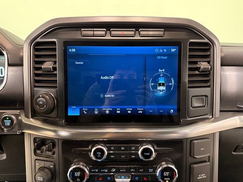 Used 2021 Ford F150 Lariat w/ Trailer Tow Package image 19