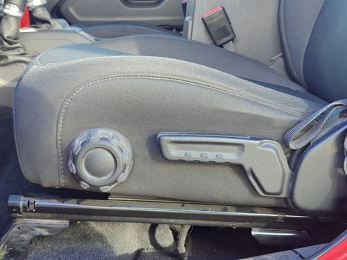 Used 2021 Jeep Wrangler Unlimited Sport image 11