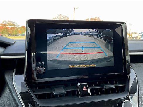 Used 2023 Toyota Corolla LE image 26