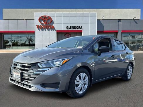 Used 2023 Nissan Versa S w/ Trunk Package image 7