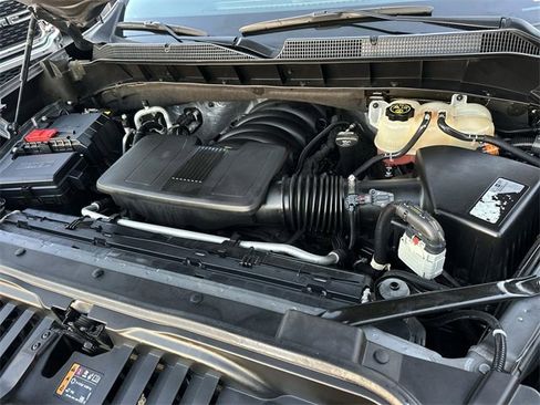 Used 2021 Chevrolet Silverado 1500 LT image 28